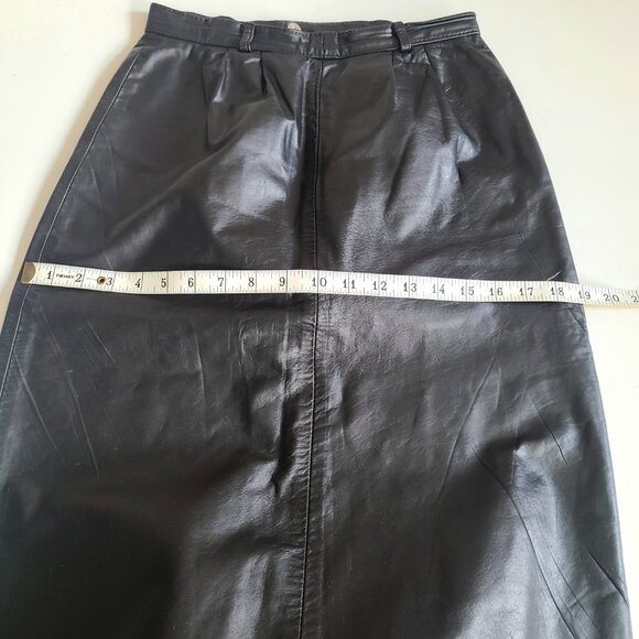 Vintage black leather midi skirt made in Canada. - Picture 6 of 7